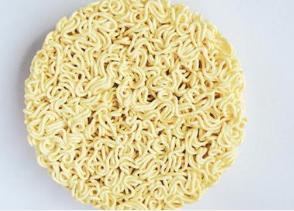 你知道吃泡面对人体的健康有哪些危害吗？